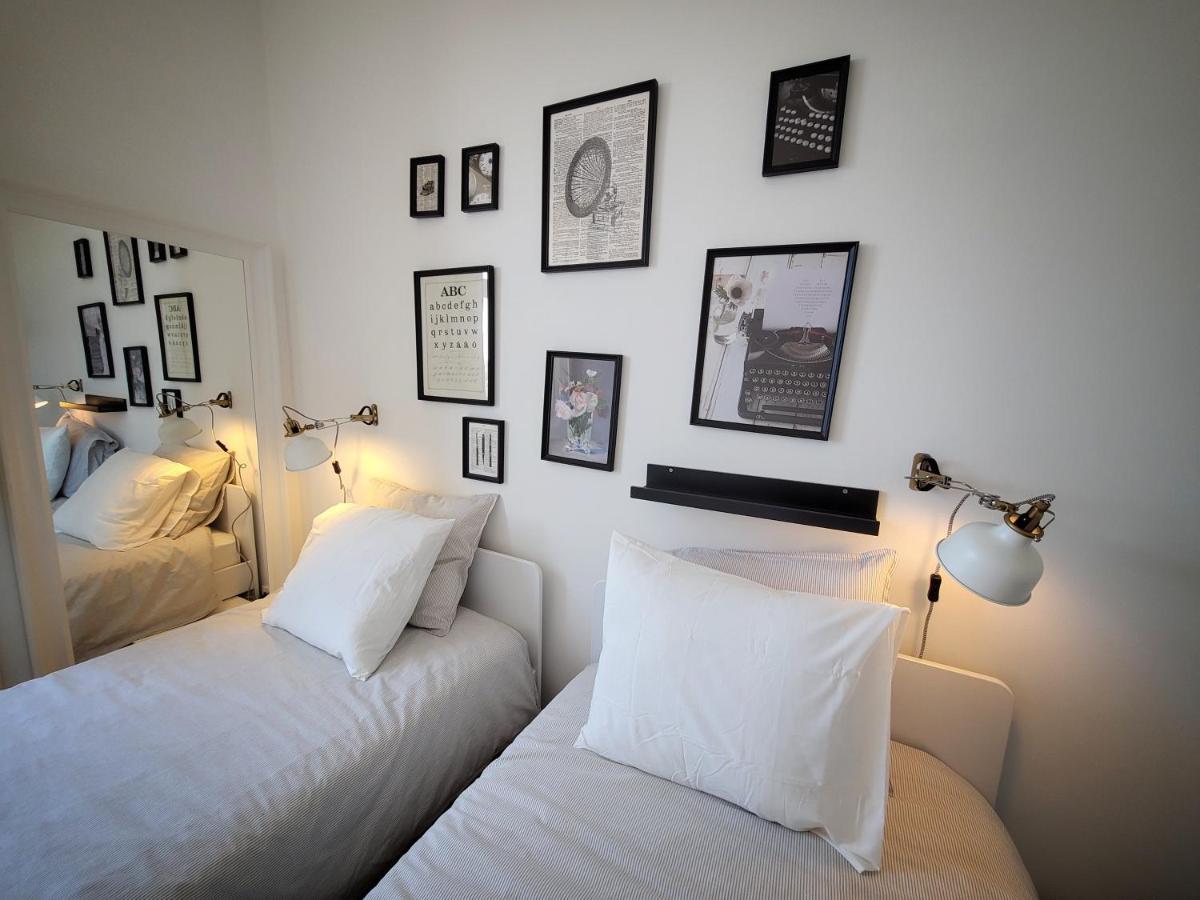 Prazeres Pool Apartment Lisbon